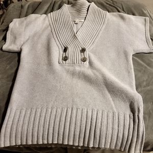 Banana Republic Sweater Women's size medium Grey Short Sleeves